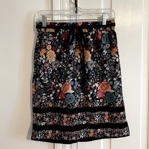 Floral LOFT Draw String Skirt with Pockets | XS